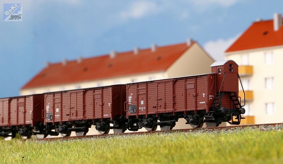 Piko 47760 Uzavřený 2-osý vůz G s brzdařskou budkou DR