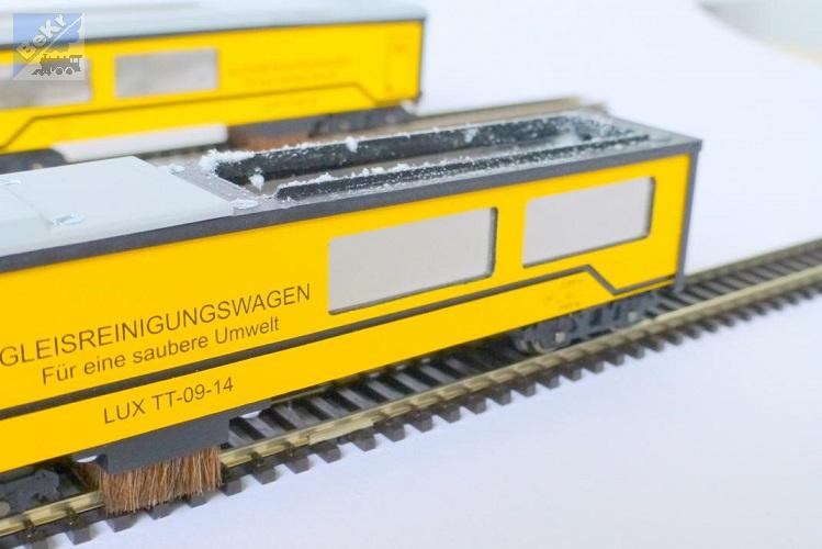 LUX-Modellbau 9740 Vysavač mechanických nečistot kolejí (vysávací vůz), analog/digitál DCC