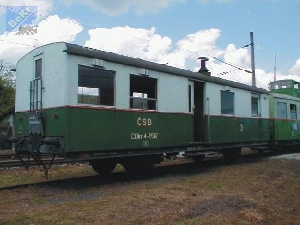 Jan Cekul H029 Set tří přívěsných vůz Clm / CDlm (1932-35) s vnitřním osvětlením, stavebnice z leptu