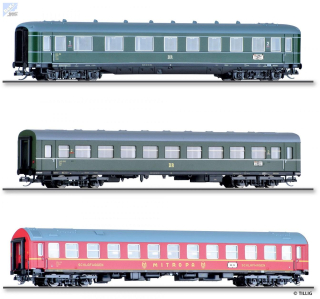 Tillig 01068 Set tří osobních 4-osých vozů 2. tř. B4ge, 1./2 AB4üe, WLAB4ge, "D 118 Leipzig-Köln" DR