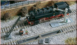 Auhagen 13289 Popelová jáma s vodním jeřábem stavebnice
